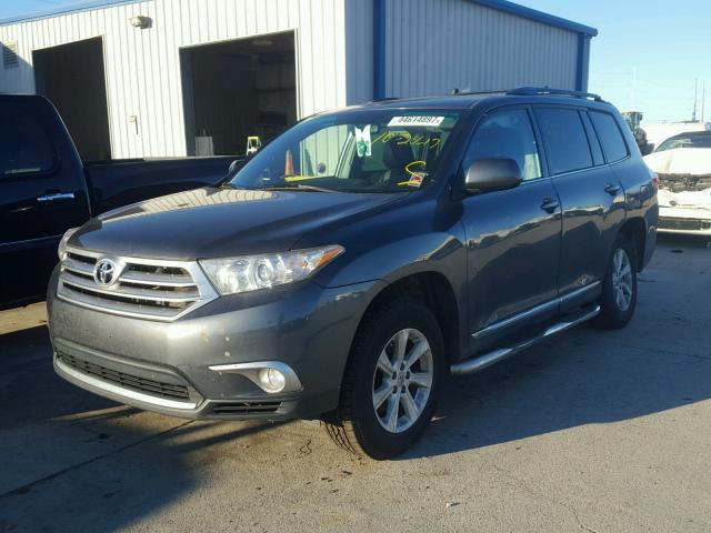 5TDZA3EH4CS020628 - 2012 TOYOTA HIGHLANDER GRAY photo 2