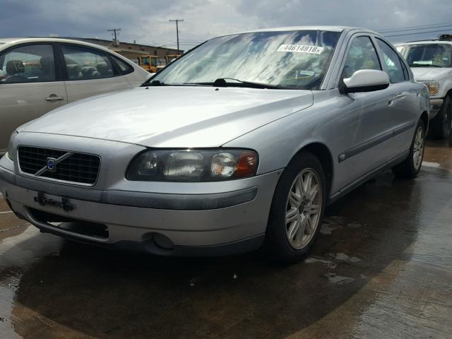 YV1RS61T932272398 - 2003 VOLVO S60 Արծաթագույն լուսանկար 2