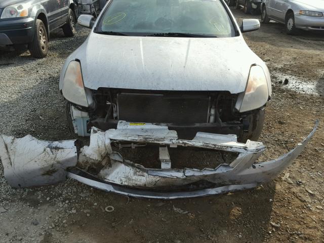 1N4BL24E48C100328 - 2008 NISSAN ALTIMA 3.5 SILVER photo 9