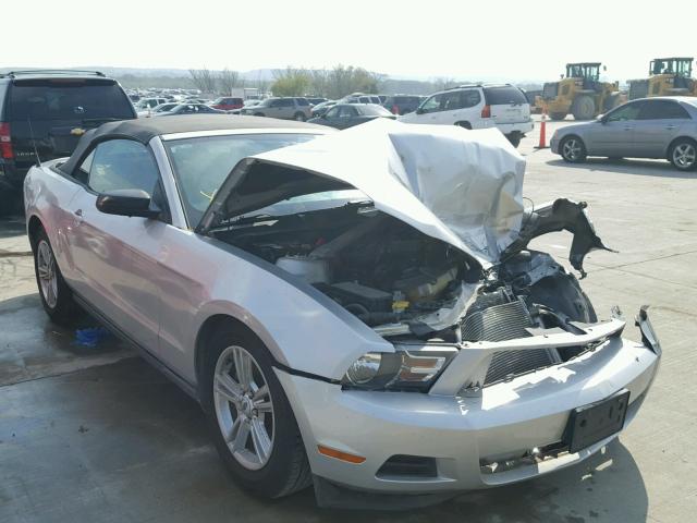 1ZVBP8EM6C5257263 - 2012 FORD MUSTANG SILVER photo 1