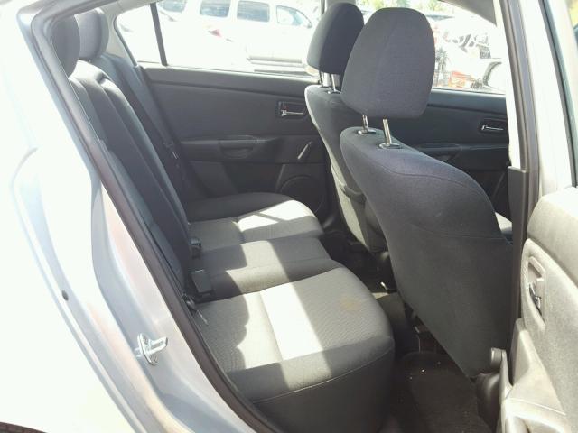 JM1BK12F881104624 - 2008 MAZDA 3 I SILVER photo 6