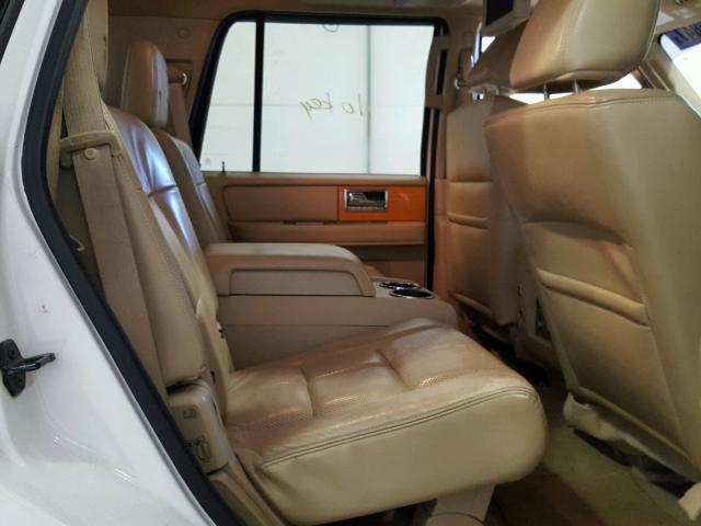 5LMJJ2H54AEJ01312 - 2010 LINCOLN NAVIGATOR 奶油色 照片 6