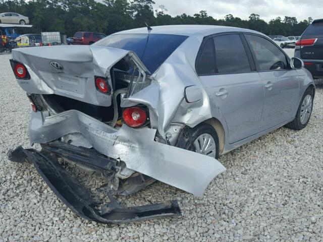 3VWJZ7AJ0AM003907 - 2010 VOLKSWAGEN JETTA SILVER photo 4