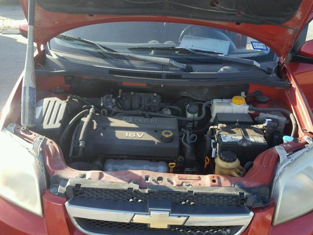 KL1TD56657B121638 - 2007 CHEVROLET AVEO BASE RED photo 7