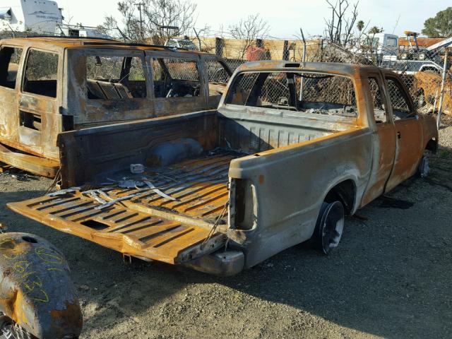 JT4UN24D8V0040989 - 1997 TOYOTA T100 XTRAC BURN photo 4