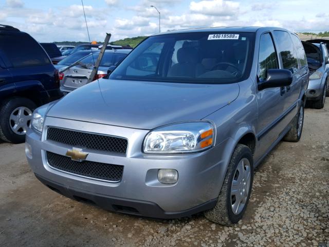 1GNDV231X8D117034 - 2008 CHEVROLET UPLANDER L 银色 照片 2