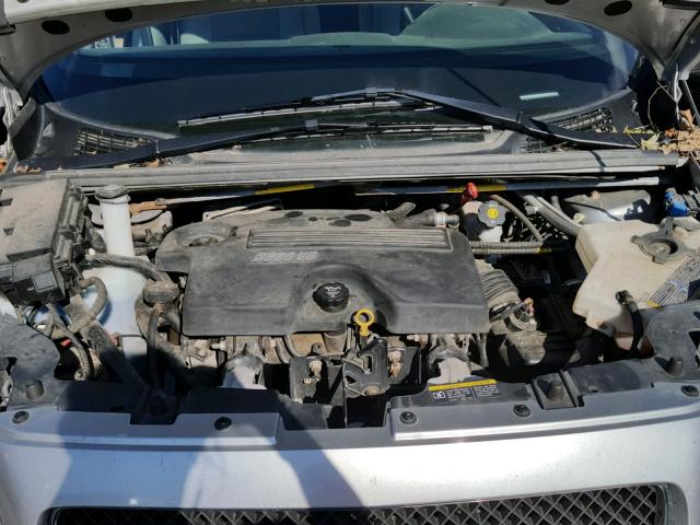 1GNDV231X8D117034 - 2008 CHEVROLET UPLANDER L 银色 照片 7