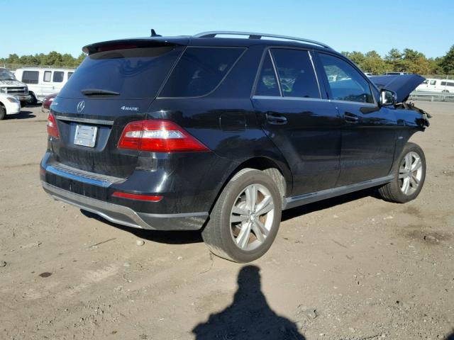 4JGDA5HB6CA010995 - 2012 MERCEDES-BENZ ML 350 4MA BLACK photo 4