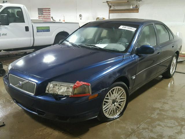 YV1TS92D021264676 - 2002 VOLVO S80 BLUE photo 2