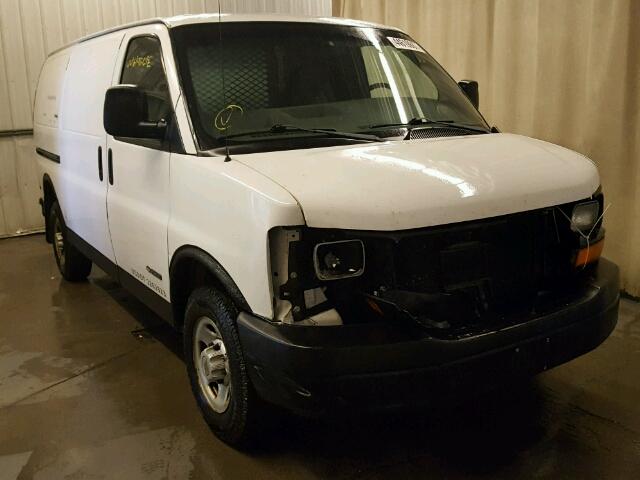 1GCGG25U531128783 - 2003 CHEVROLET EXPRESS G2 WHITE photo 1