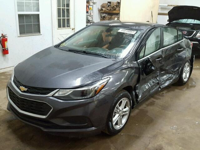 1G1BE5SM7H7257692 - 2017 CHEVROLET CRUZE LT GRAY photo 2