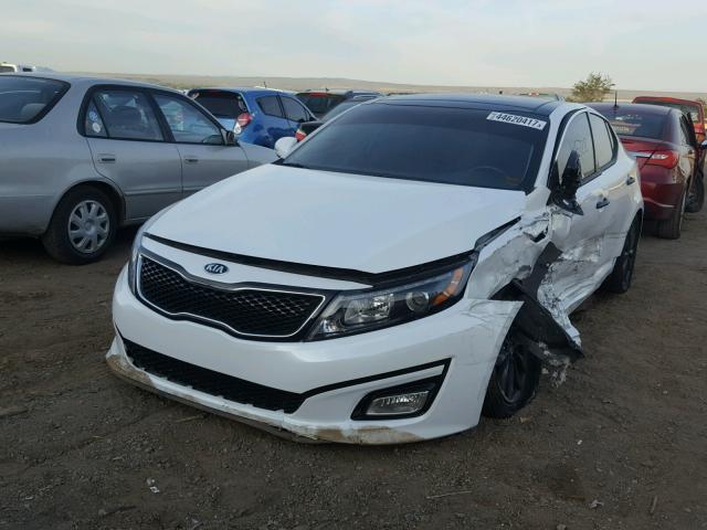 5XXGN4A71FG505698 - 2015 KIA OPTIMA EX WHITE photo 2