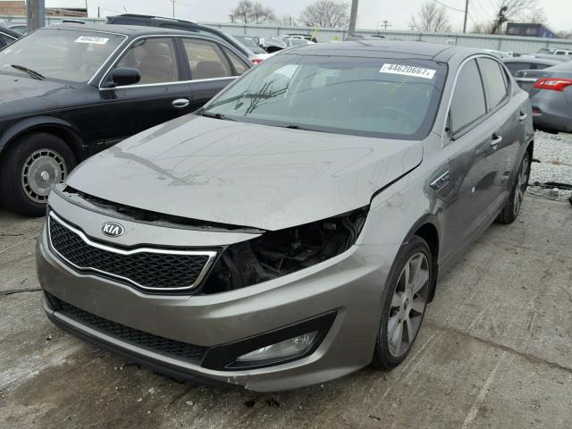 5XXGR4A68DG244790 - 2013 KIA OPTIMA SX GRAY photo 2