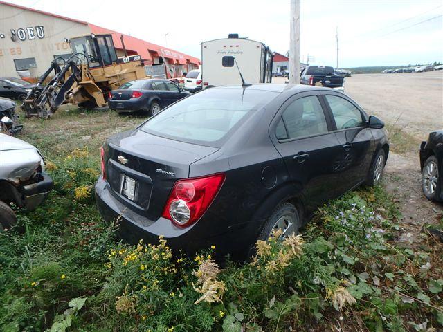 1G1JA5EH2E4147345 - 2014 CHEVROLET SONIC LS CHARCOAL photo 4