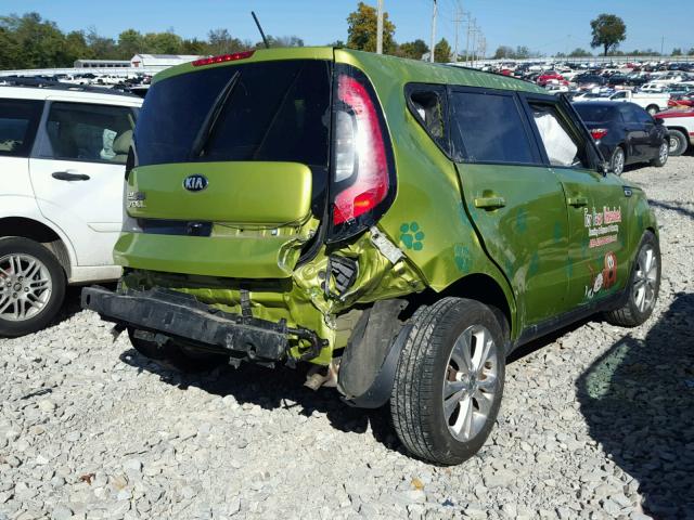 KNDJP3A5XF7754356 - 2015 KIA SOUL + GREEN photo 4