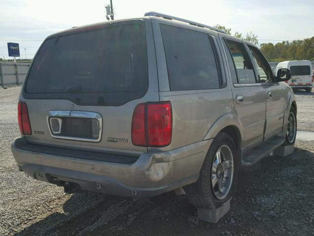 5LMRU27A8YLJ13400 - 2000 LINCOLN NAVIGATOR GOLD photo 4