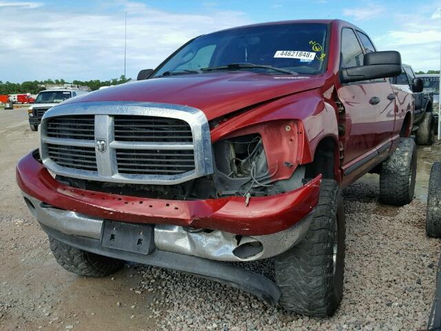 1D7KS28C96J144944 - 2006 DODGE RAM 2500 S RED photo 2