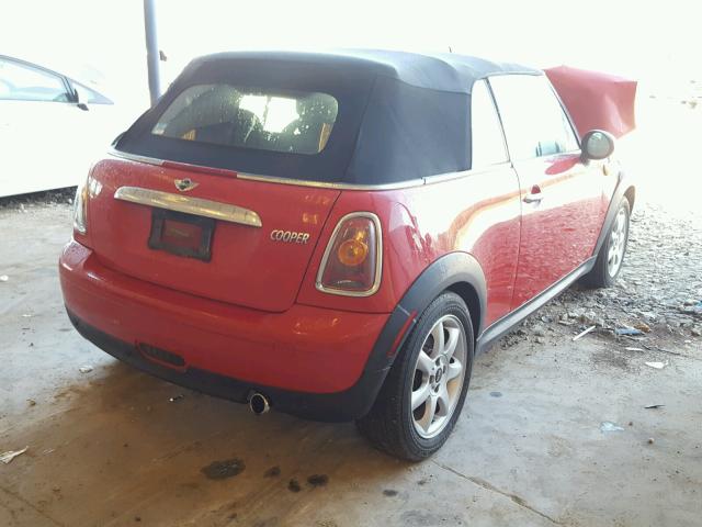 WMWMR33559TU95921 - 2009 MINI COOPER RED photo 4