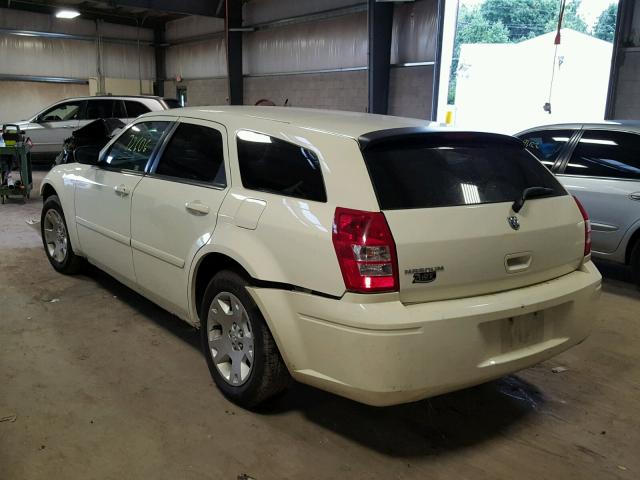 2D4FV48TX5H555609 - 2005 DODGE MAGNUM SE WHITE photo 3