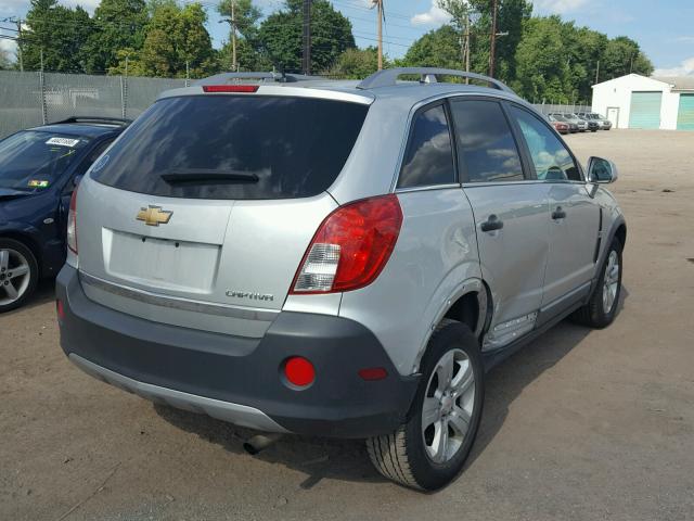 3GNAL2EK5ES653593 - 2014 CHEVROLET CAPTIVA LS SILVER photo 4