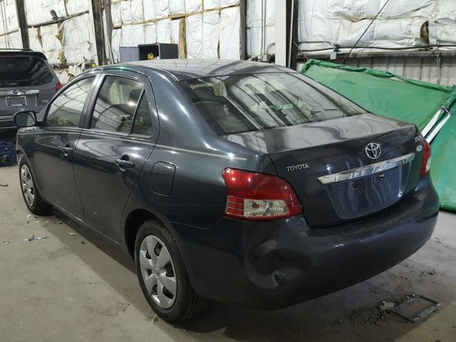 JTDBT903581243615 - 2008 TOYOTA YARIS GRAY photo 3