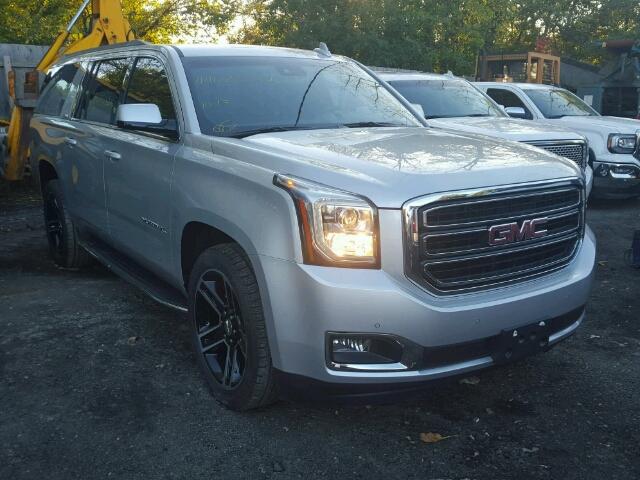 1GKS1GKCXHR331766 - 2017 GMC YUKON XL C SILVER photo 1