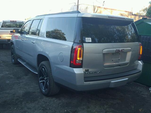 1GKS1GKCXHR331766 - 2017 GMC YUKON XL C SILVER photo 3