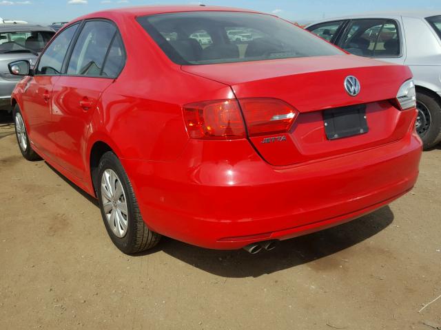 3VW1K7AJ2CM377426 - 2012 VOLKSWAGEN JETTA BASE RED photo 3