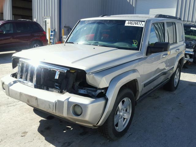 1J8HG48K98C110673 - 2008 JEEP COMMANDER SILVER photo 2