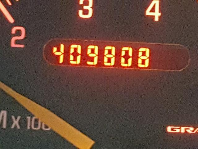 1G2NG52EX4C235375 - 2004 PONTIAC GRAND AM S GRAY photo 8