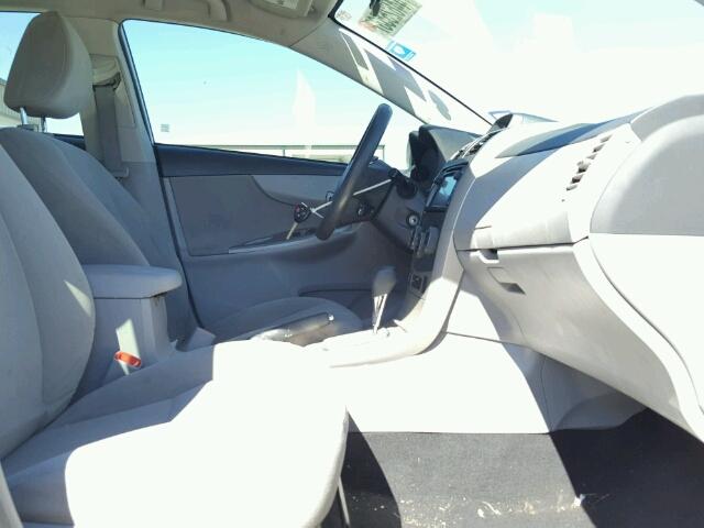 5YFBU4EE2DP168730 - 2013 TOYOTA COROLLA BA SILVER photo 5