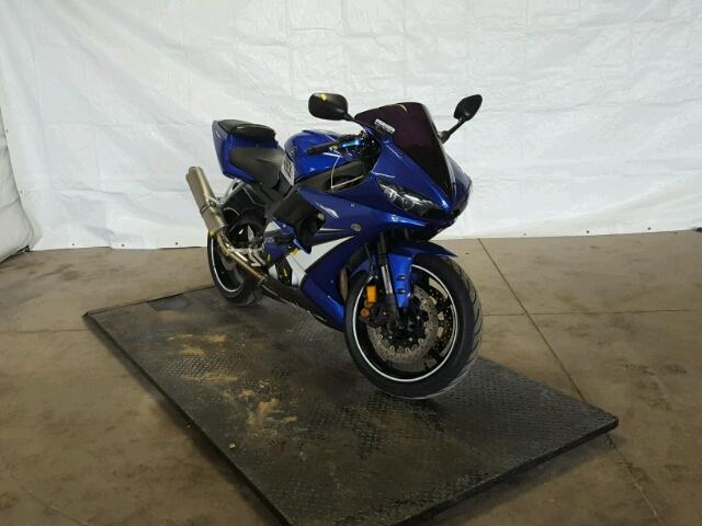 JYARJ06EX5A023242 - 2005 YAMAHA YZFR6 L BLUE photo 1