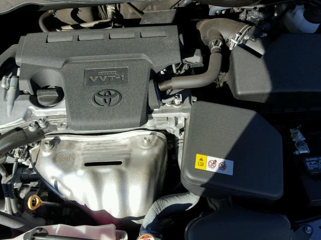 4T1BF1FK7HU344737 - 2017 TOYOTA CAMRY LE 灰色 照片 7