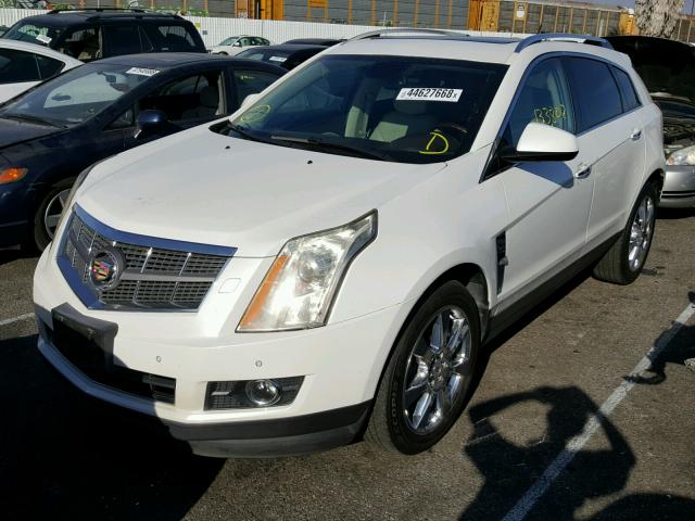 3GYFNBEY3AS608881 - 2010 CADILLAC SRX PERFOR WHITE photo 2