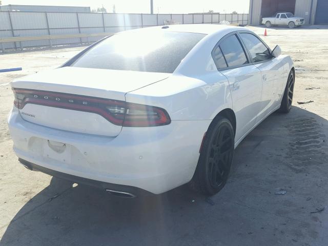 2C3CDXBG5FH812567 - 2015 DODGE CHARGER SE WHITE photo 4