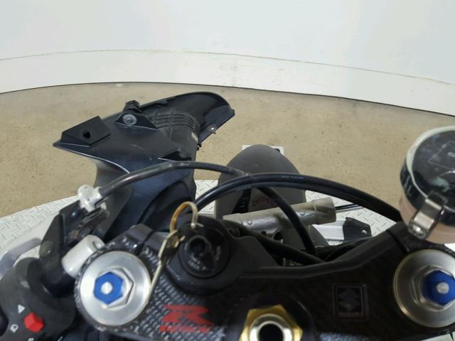 JS1GN7DA762114029 - 2006 SUZUKI GSX-R600 BLACK photo 10