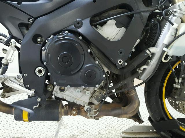 JS1GN7DA762114029 - 2006 SUZUKI GSX-R600 BLACK photo 12