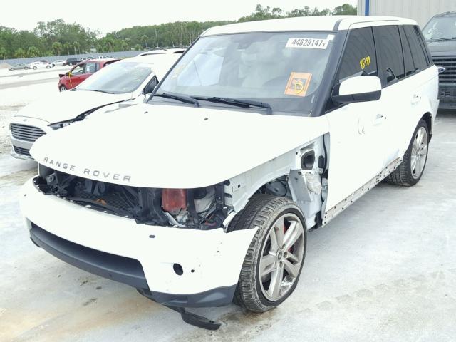 SALSH2E40DA782009 - 2013 LAND ROVER RANGE ROVE WHITE photo 2