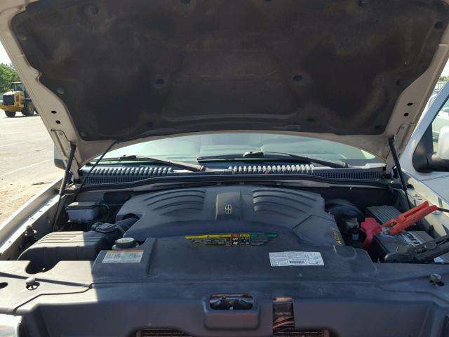 5LMEU68HX3ZJ52593 - 2003 LINCOLN AVIATOR 银色 照片 7