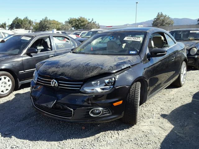 WVWBW7AHXCV005623 - 2012 VOLKSWAGEN EOS KOMFOR 黑色 照片 2
