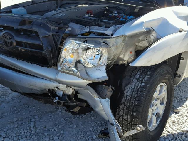 5TELU42N98Z566879 - 2008 TOYOTA TACOMA DOU SILVER photo 9