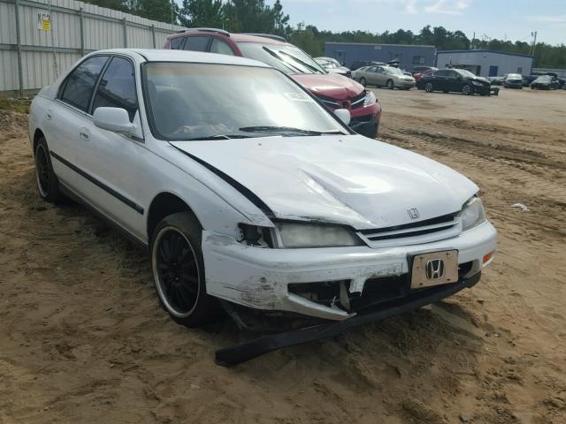 1HGCD5634SA056828 - 1995 HONDA ACCORD LX WHITE photo 1