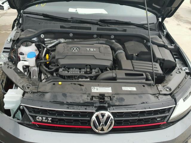 3VW4T7AJXHM338147 - 2017 VOLKSWAGEN JETTA GLI GRAY photo 7