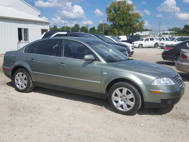 WVWRH63B13P040955 - 2003 VOLKSWAGEN PASSAT GLX GREEN photo 9