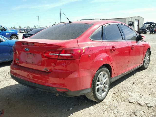 1FADP3F26FL243820 - 2015 FORD FOCUS SE RED photo 4