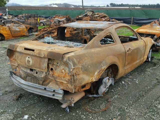 1ZVFT80N075215271 - 2007 FORD MUSTANG BURN photo 4