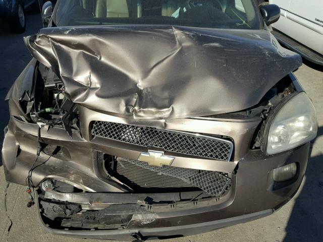 1GNDV33W77D174677 - 2007 CHEVROLET UPLANDER L GRAY photo 7