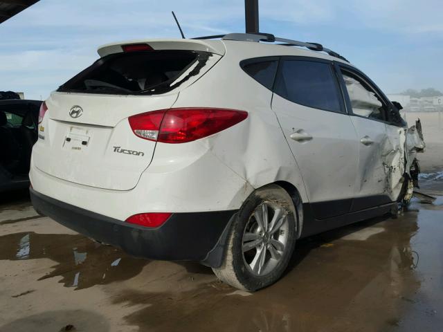 KM8JU3AC4DU693121 - 2013 HYUNDAI TUCSON GLS WHITE photo 4