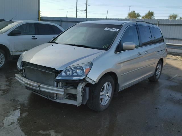 5FNRL38477B451316 - 2007 HONDA ODYSSEY EX SILVER photo 2