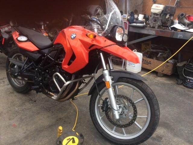 WB1021801AZT44354 - 2010 BMW F650 GS ORANGE photo 1